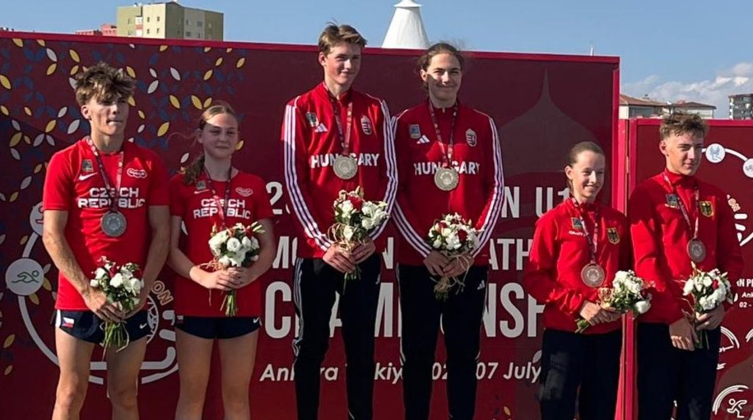 ME U17 (Ankara / Turecko) - smíšená štafeta
